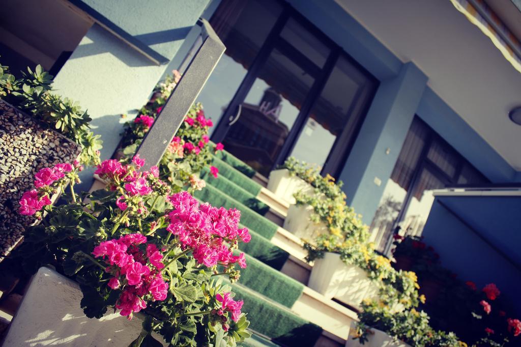 Hotel Amoha Rimini Dış mekan fotoğraf